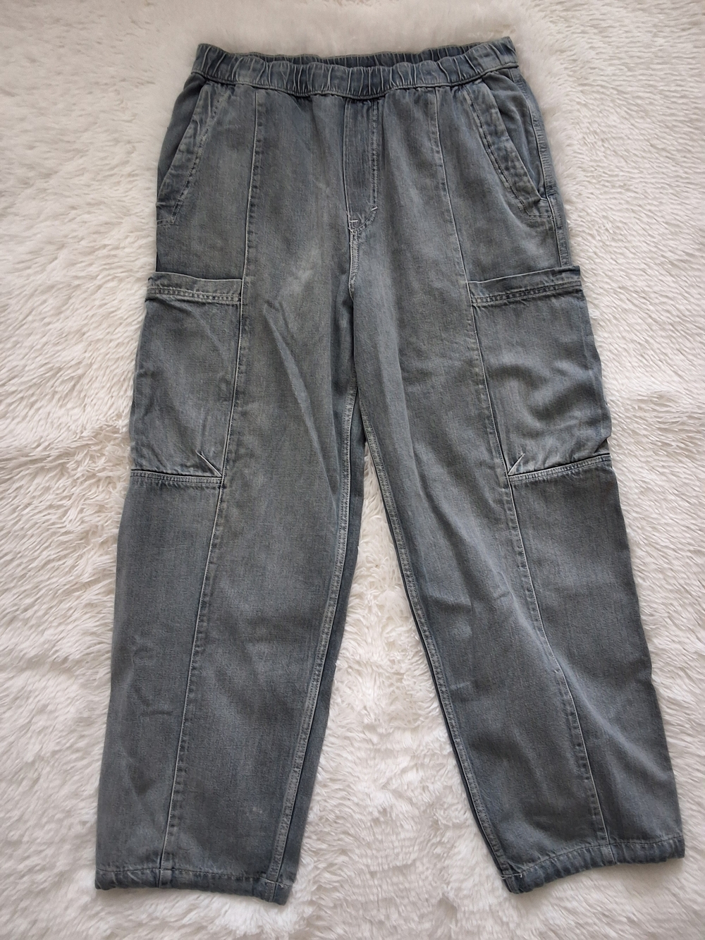 H&M Baggy Fit Mens Cargo Jeans (Size L)